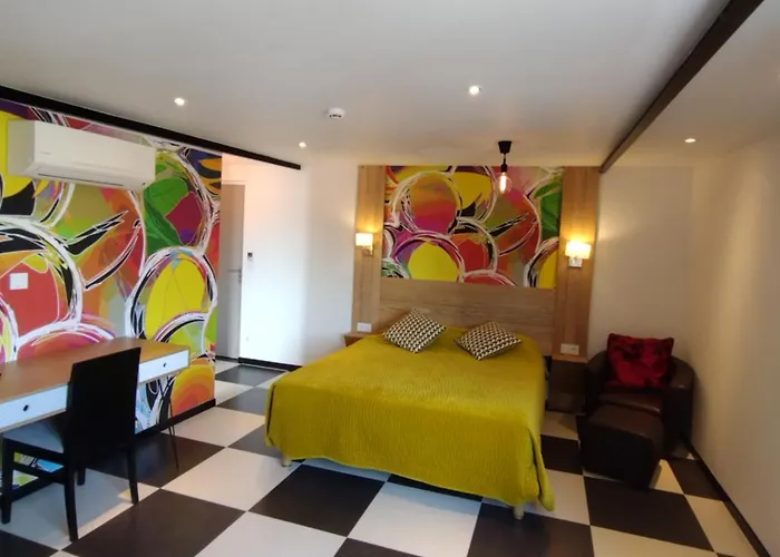 Hotel Savary