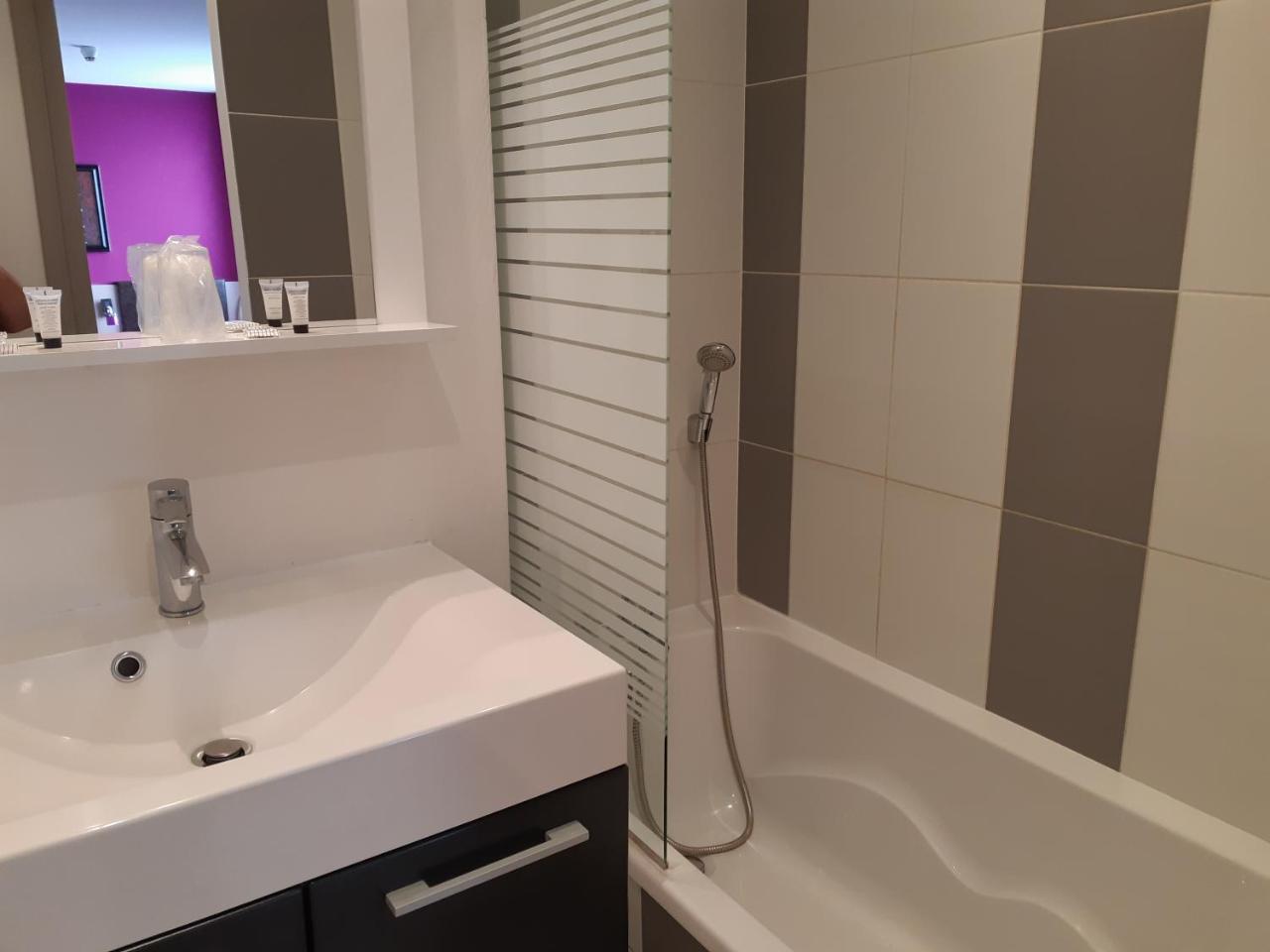Hotel Savary 2*